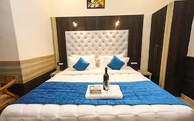 The Nest With Open Rooftop Cafe Mecleodganj